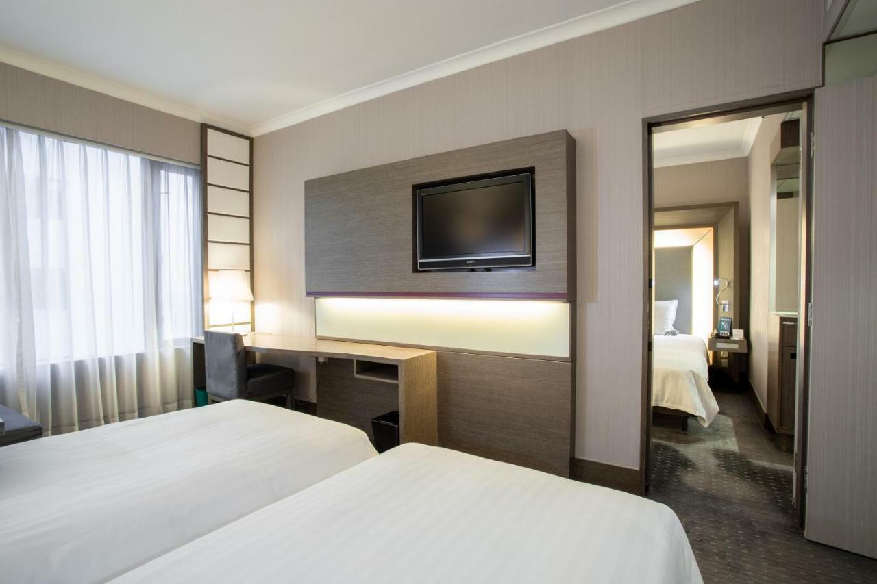 Novotel Nathan Road Kowloon Гонконг Экстерьер фото