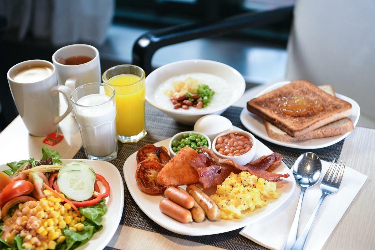 Novotel Nathan Road Kowloon Гонконг Экстерьер фото