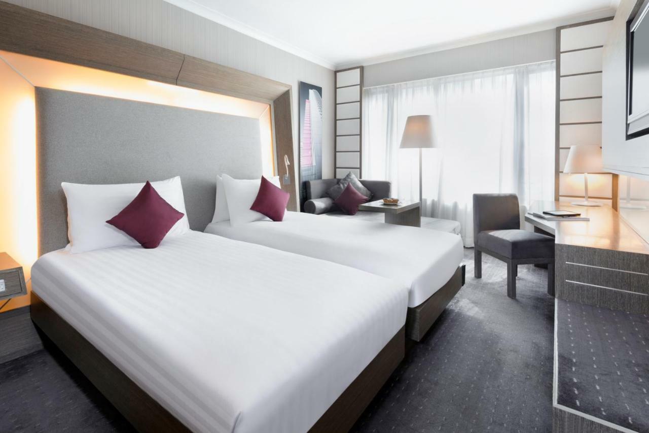Novotel Nathan Road Kowloon Гонконг Экстерьер фото