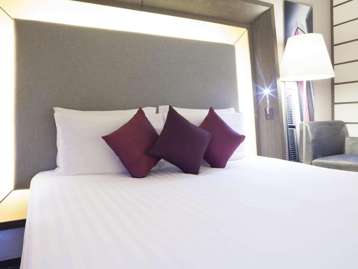 Novotel Nathan Road Kowloon Гонконг Экстерьер фото