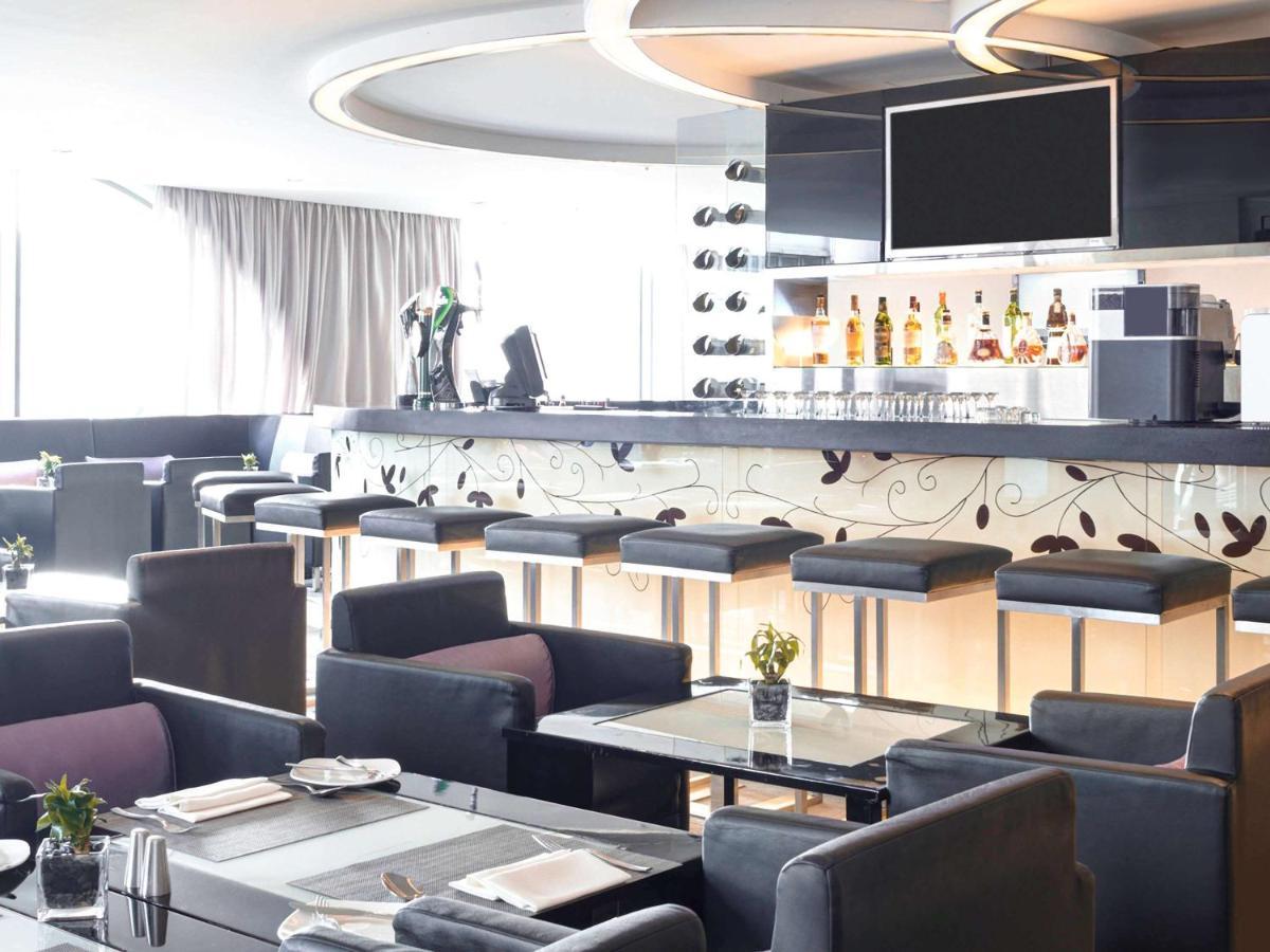 Novotel Nathan Road Kowloon Гонконг Экстерьер фото