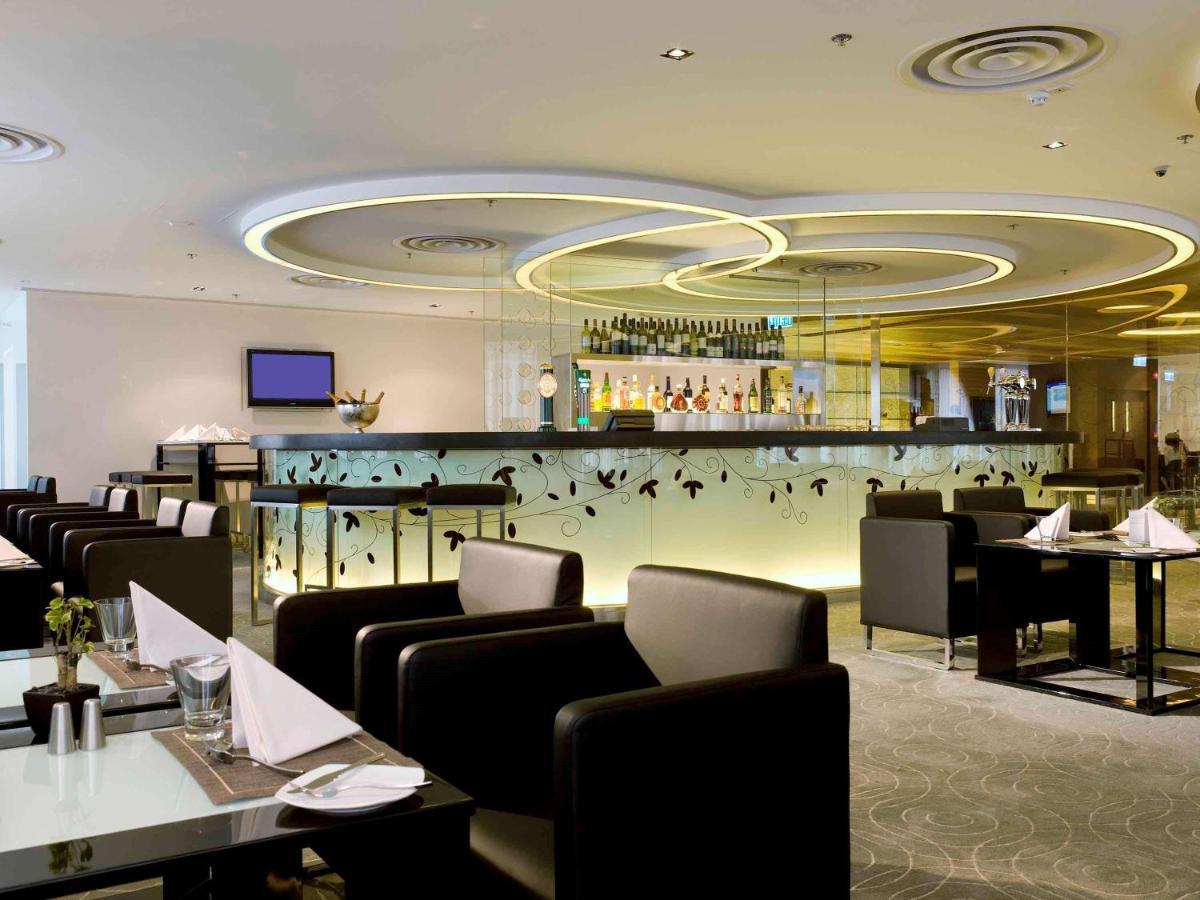 Novotel Nathan Road Kowloon Гонконг Экстерьер фото